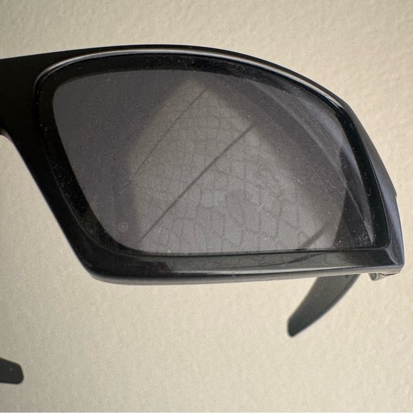 Oakley Gascan Black Silver Sunglasses - Picture 9 of 10